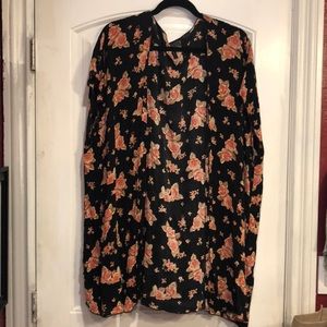 Tilly’s - Full Tilt - kimono - Size Women’s Large